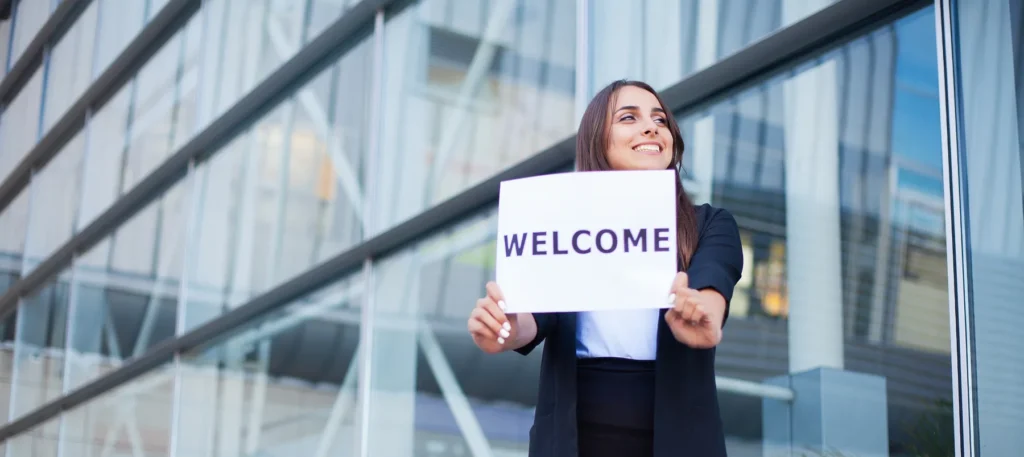 7 Inspiring Employee Onboarding Video Examples